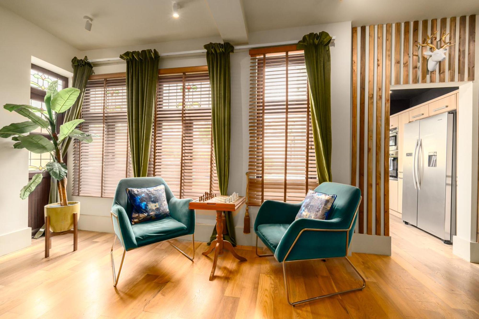 City Retreat, Spacious 4 Bed House, Games Room, Parking, Hot Tub & Bbq Cardiff Exterior foto