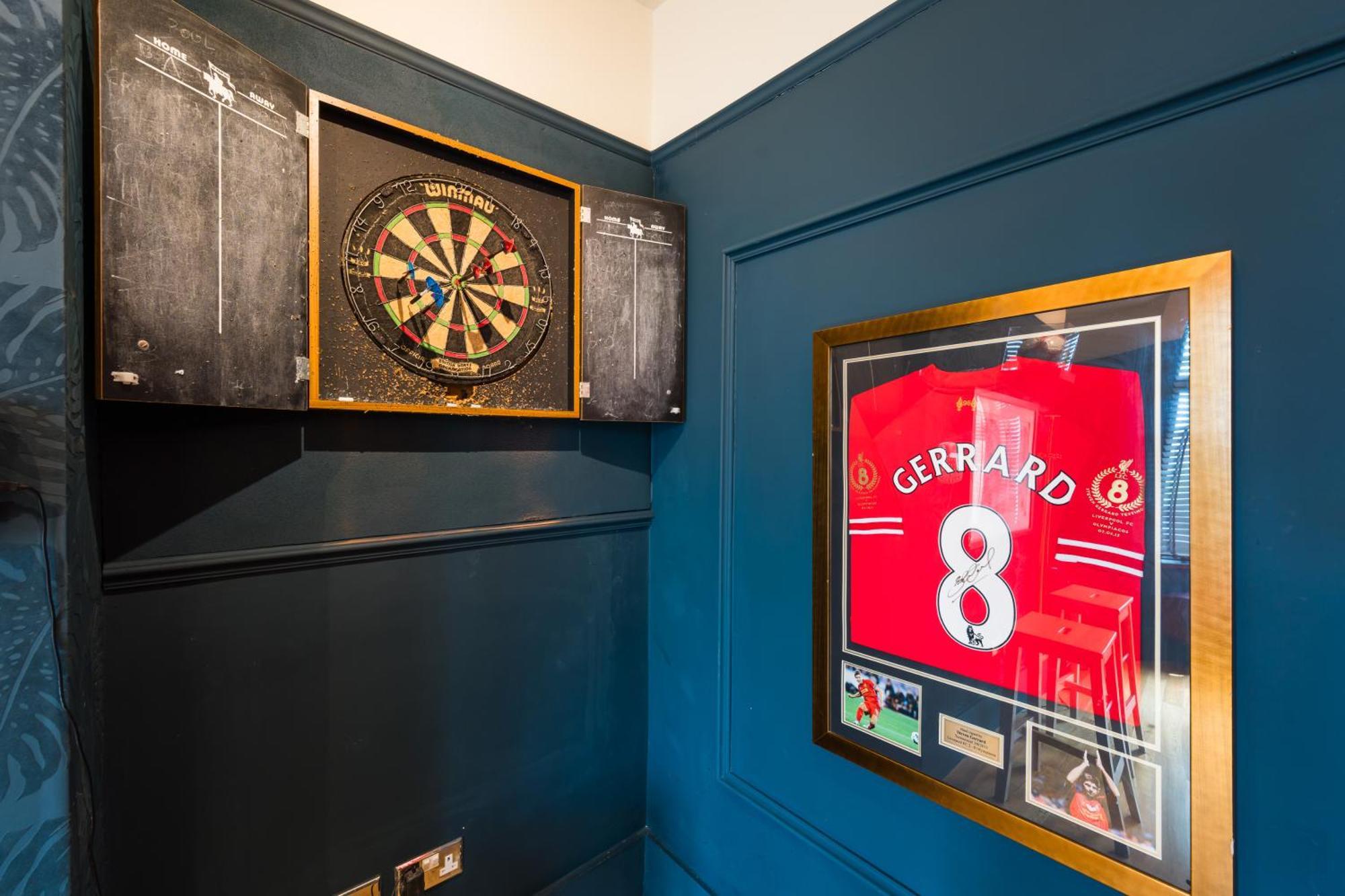 City Retreat, Spacious 4 Bed House, Games Room, Parking, Hot Tub & Bbq Cardiff Exterior foto